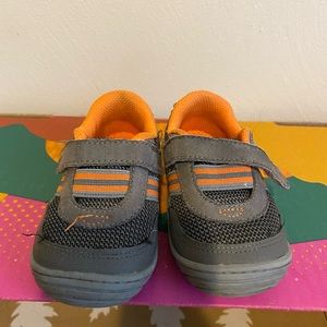 Stride rite shoes size 5